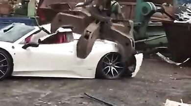 Zničení Ferrari 458