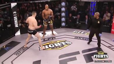 Nesportovní chování v MMA