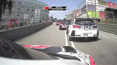 Nehoda na závodu WTCR