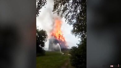 Satanista spálí kostel