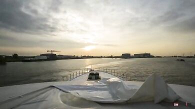 Timelapse - stavba jachty