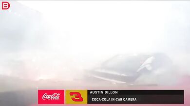 Hromadná nehoda na Daytona 500
