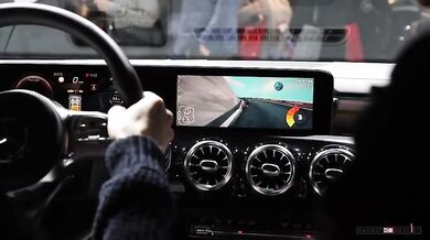 Videohra v Mercedesu