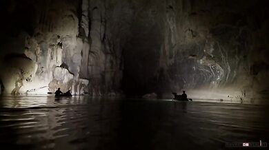 Jeskyně v Laosu (foto + video)