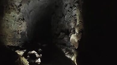 Jeskyně v Laosu (foto + video)