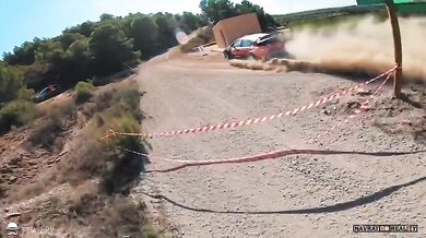 Dron vs. Sébastien Loeb