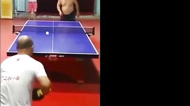 Povedená výměna v ping-pongu