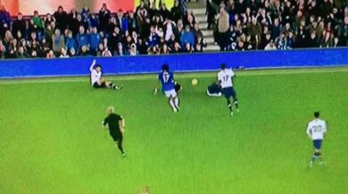 Zlomená noha v Premier League