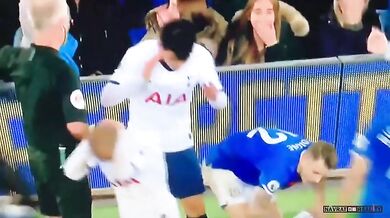 Zlomená noha v Premier League