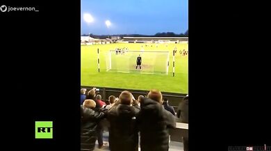 Po penaltě málem padl stadión