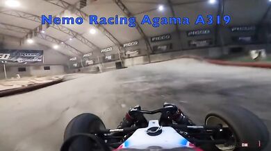 Kamera na závodním autíčku