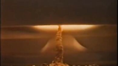 Test sovětské termonukleární bomby (RDS-37)